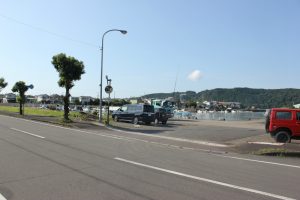 下田港。渡し乗り場は左上方でした（2016.5）