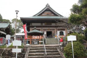 八坂寺本堂（2016.5）