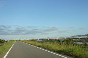 ルート2：分岐より2㎞地点より阿波中央橋。（2016.10）