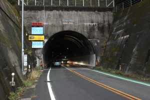 危険な鳥坂トンネル（2016.12）