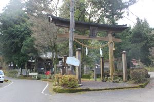 鵯田峠ルート　三島神社（2016.12）